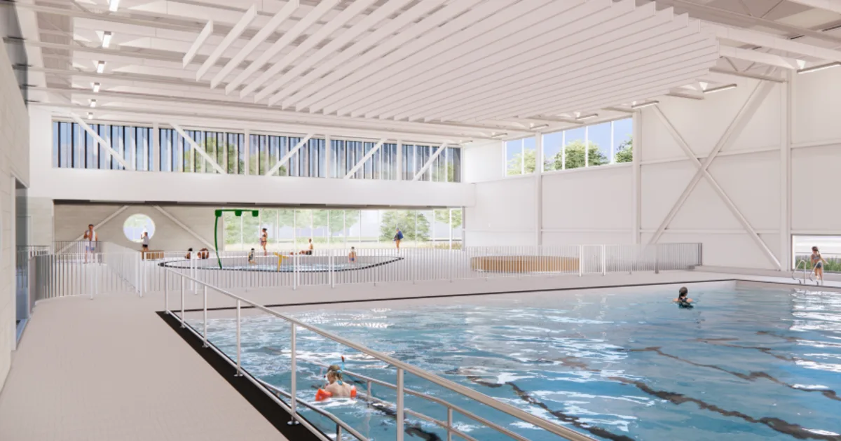 Piscine intérieure du parc Roger-Rousseau, voisine de la garderie à Anjou